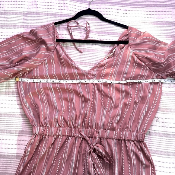 ⭐️INDULGE Romper, XL, Mauve/White Striped/Flutter Sleeves, Classy & Fun! 💕 - Picture 8 of 13